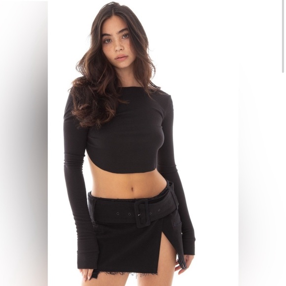 Are you am I black mini split skirt - Picture 1 of 10